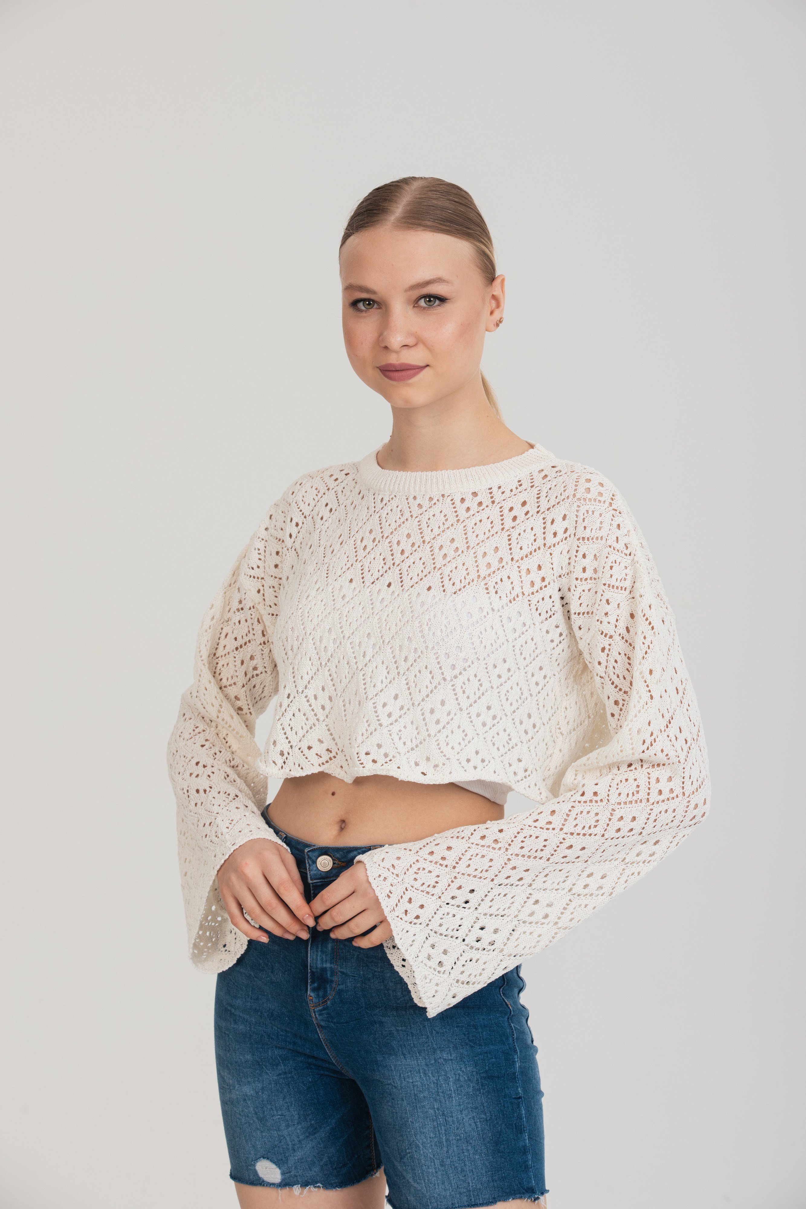 Feminen Ajurlu Dokulu Beyaz Crop Bluz | Standart Beden