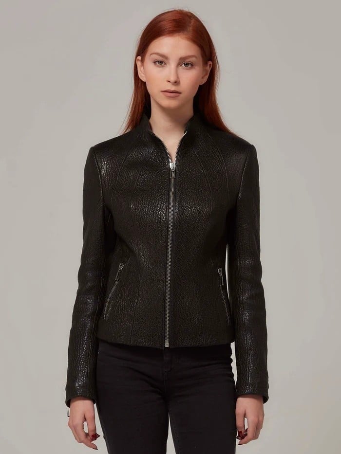 Hakiki Deri Slim Fit Kadın Ceket – Dik Yaka, Fermuarlı Zamansız Tasarım