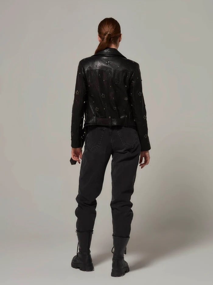 Hakiki Deri Yıldız Detaylı Kadın Biker Ceket – Siyah | Premium Moto Stil