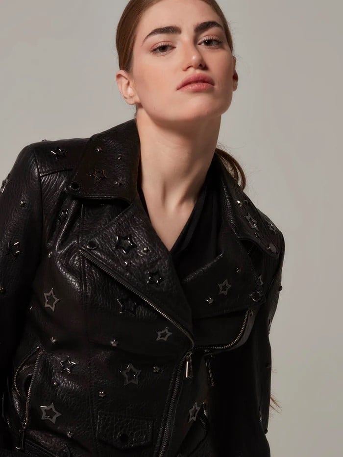 Hakiki Deri Yıldız Detaylı Kadın Biker Ceket – Siyah | Premium Moto Stil