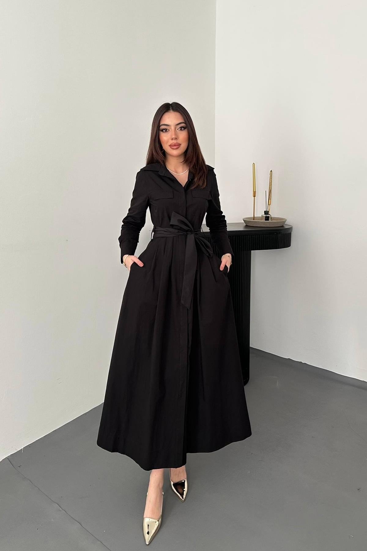 Siyah Düğmeli Poplin Elbise