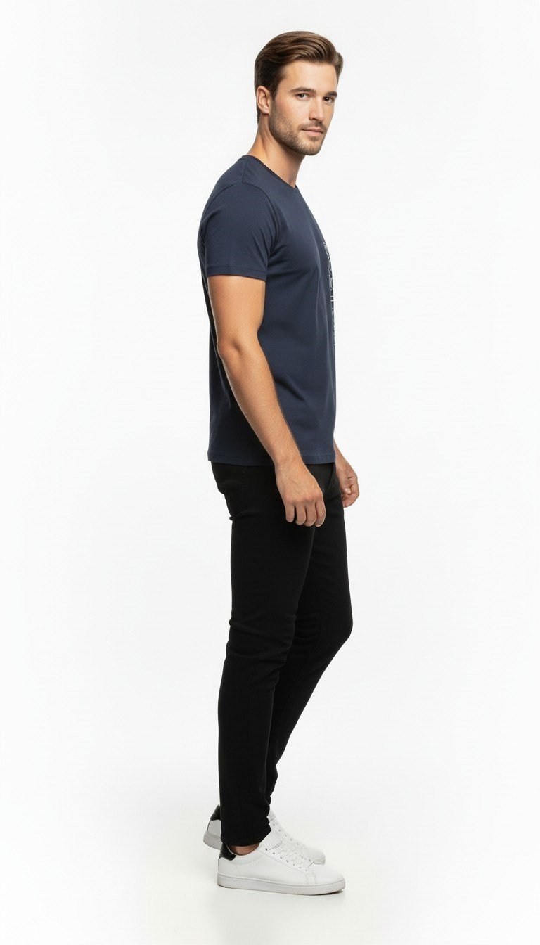 Urban Boston Dikey Baskı Erkek Tişört – Slim Fit, Sokak Stili Günlük T-Shirt