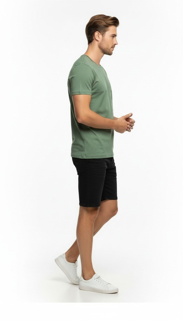 Urban Boston Dikey Baskı Erkek Tişört – Slim Fit, Sokak Stili Günlük T-Shirt