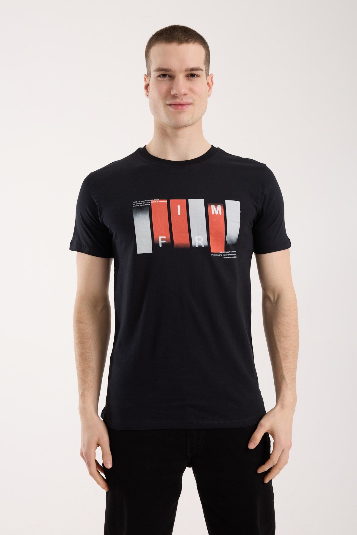 Urban Form Grafik Baskılı Erkek Tişört – Günlük Sportif Stil