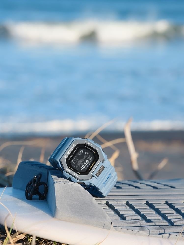 Casio G-Shock G-Lide GBX-100-2ADR Kol Saati