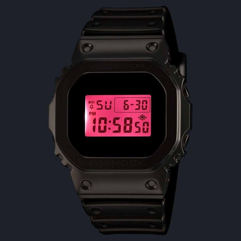 Casio G-Shock Kol Saati GM-5600YRA-8DR
