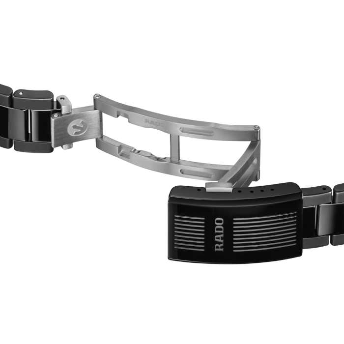 Rado Captain Cook Discover R32279332 Erkek Kol Saati