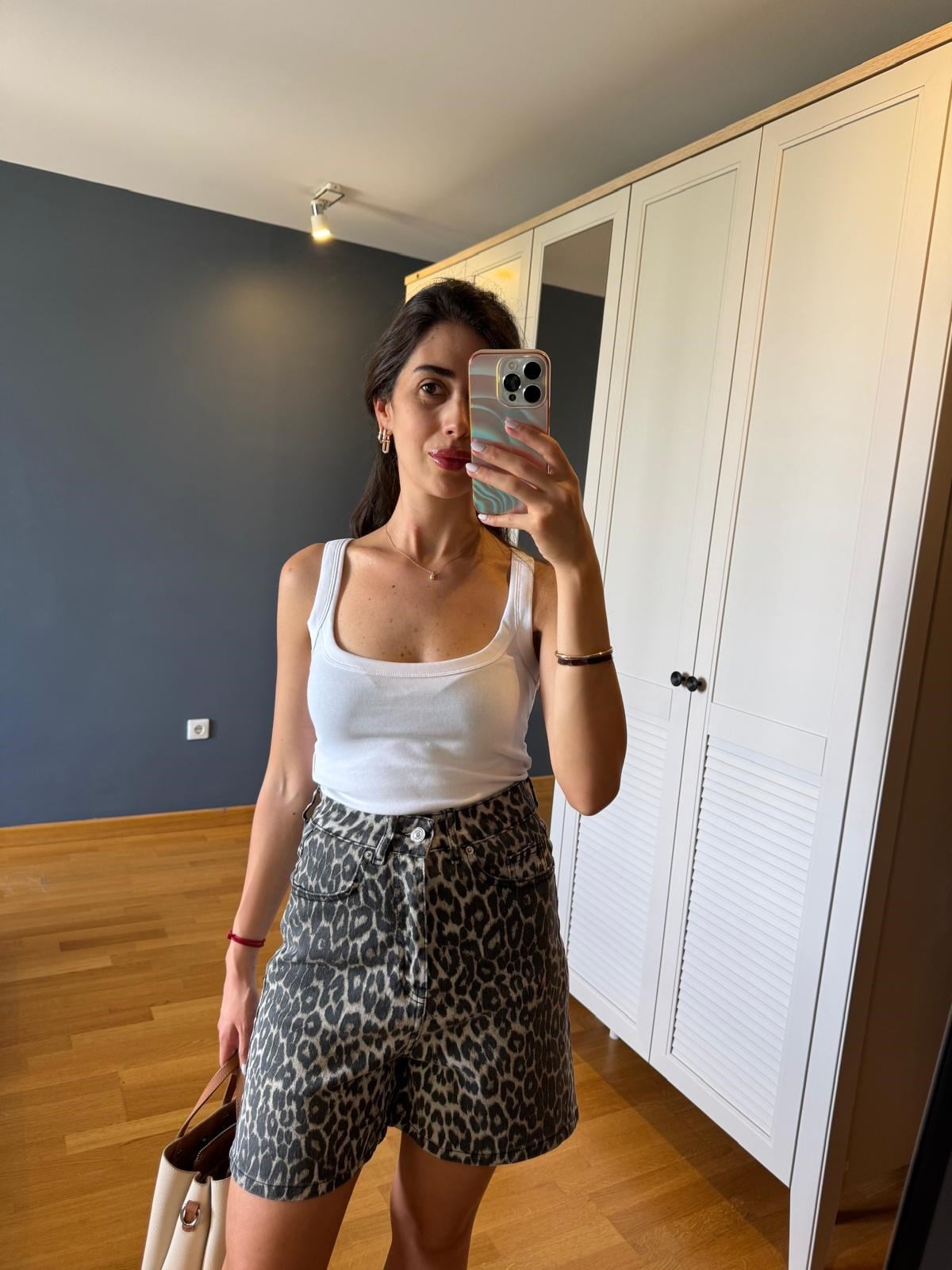 LEOPAR ŞEHİR BOY KOT ŞORT