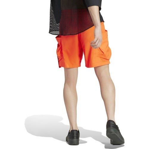 adidas AIC6736 Adidas M Ce Q2 Car Sho Erkek Şort ve Kapri Turuncu