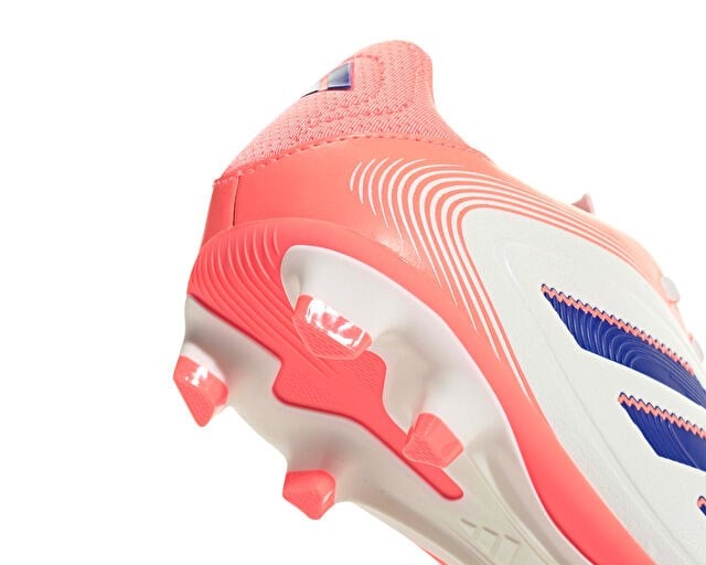 ADIDAS COPA PURE III CLUB FG/MG J Çocuk Çoklu Çim Zemin Kramponu JR2907 Beyaz
