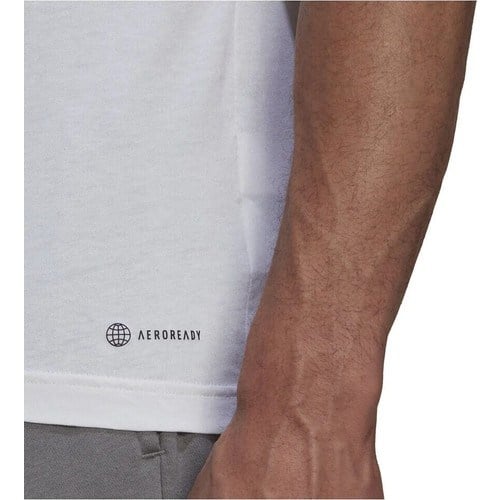Adidas ENT22 Tee Erkek Tişört HC0452 Kırık Beyaz Konforlu Tasarım ile Spor ve Günlük Kombin İçin İdeal