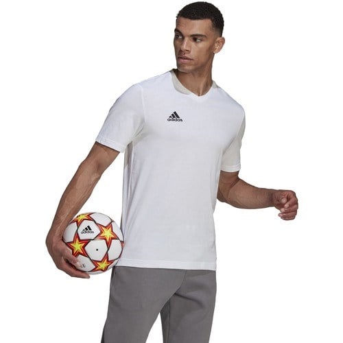 Adidas ENT22 Tee Erkek Tişört HC0452 Kırık Beyaz Konforlu Tasarım ile Spor ve Günlük Kombin İçin İdeal