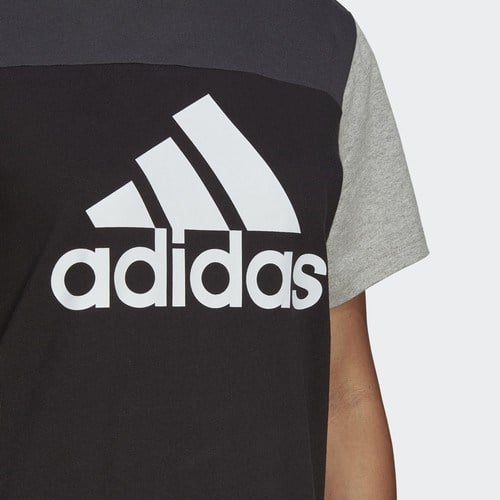 adidas Essentials Colorblock Logo Kadın Siyah Tişört (HC8828)