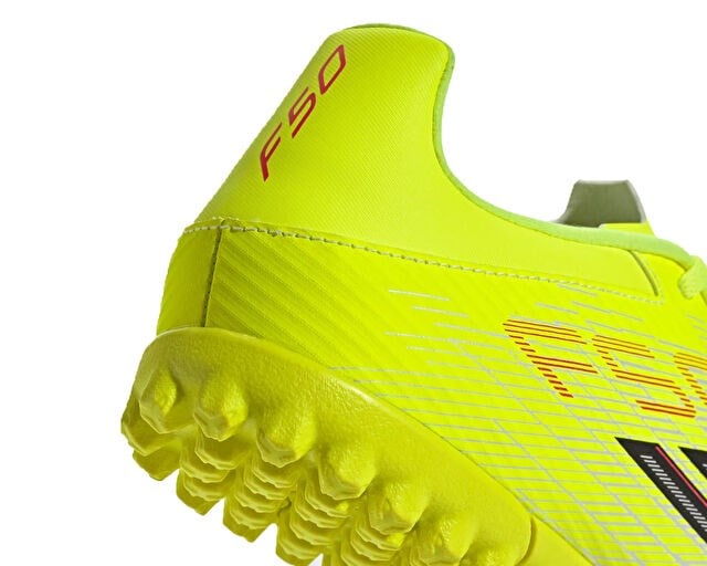 ADIDAS F50 CLUB TF Erkek Halı Saha Ayakkabısı JR9051 Sarı