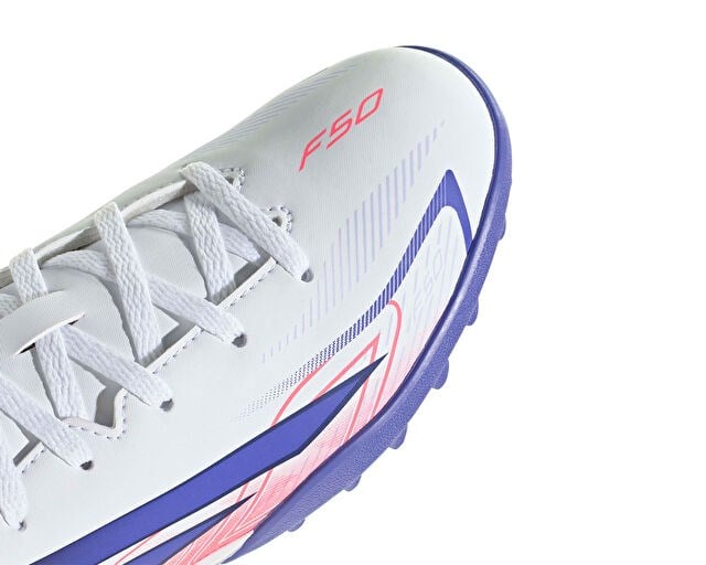 ADIDAS F50 HYPERFAST CLUB TF J Genç Halı Saha Ayakkabısı KK1368 Beyaz