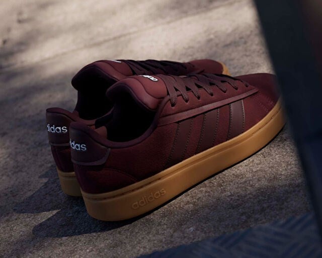 ADIDAS GRAND COURT ALPHA 00S Erkek Günlük Ayakkabı JQ3009 Kırmızı