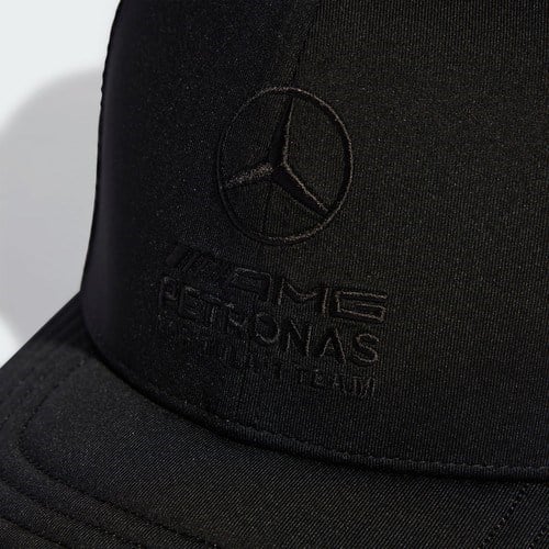 Adidas Performance KE8322 Mercedes - AMG Petronas Formula 1 Team Night Trucker Cap