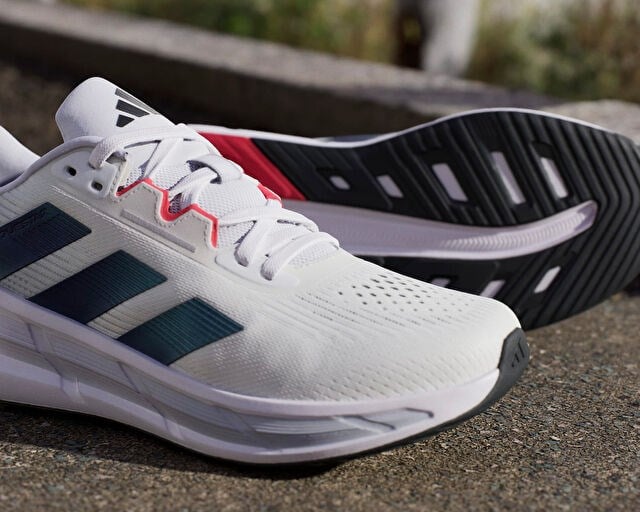 ADIDAS QUESTAR 3 M Erkek Koşu Ayakkabısı JQ5081 Beyaz