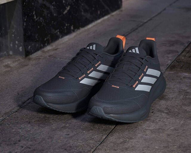 ADIDAS RUNBLAZE M Erkek Koşu Ayakkabısı KI6134 Siyah