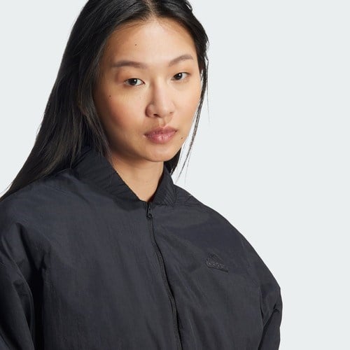 adidas Sportswear IV9779 City Escape Padded Bomber Jacket