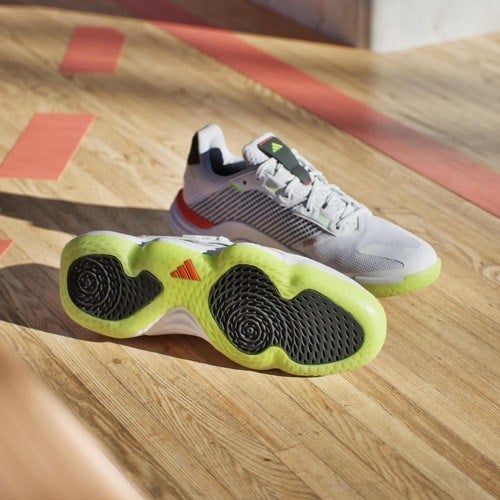 Adidas Stabil 16 Indoor Erkek Antrenman Ayakkabısı
