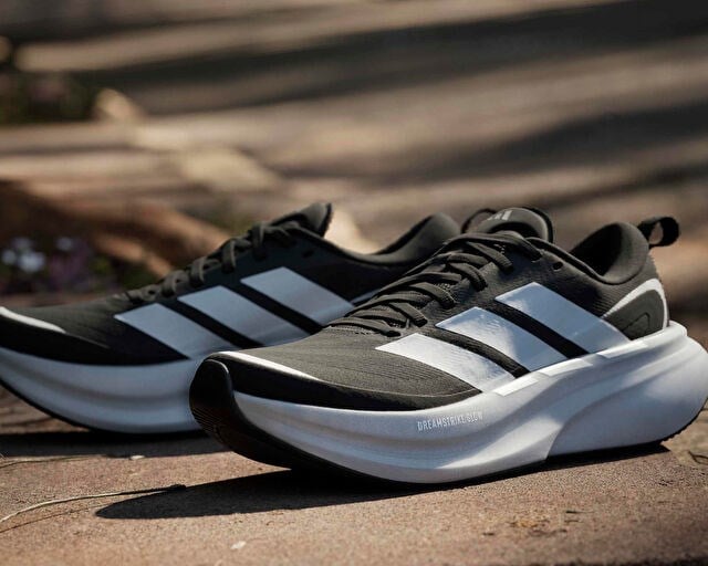 ADIDAS SUPERNOVA GLIDE W Unisex Koşu Ayakkabısı KJ8646 Siyah