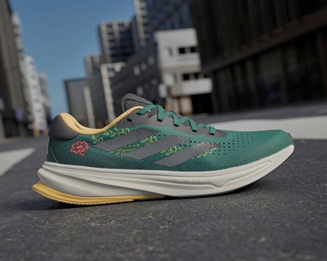 ADIDAS SUPERNOVA RISE W EARTH DAY Kadın Koşu Ayakkabısı ID0338 Yeşil