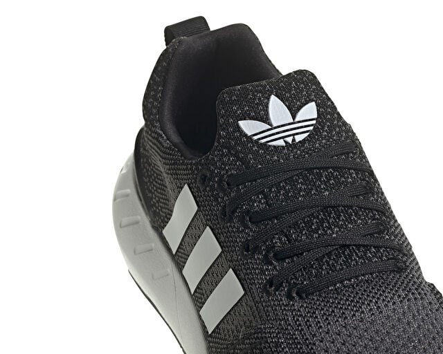 ADIDAS SWIFT RUN 22 Kadın Koşu Ayakkabısı GZ3496 Siyah