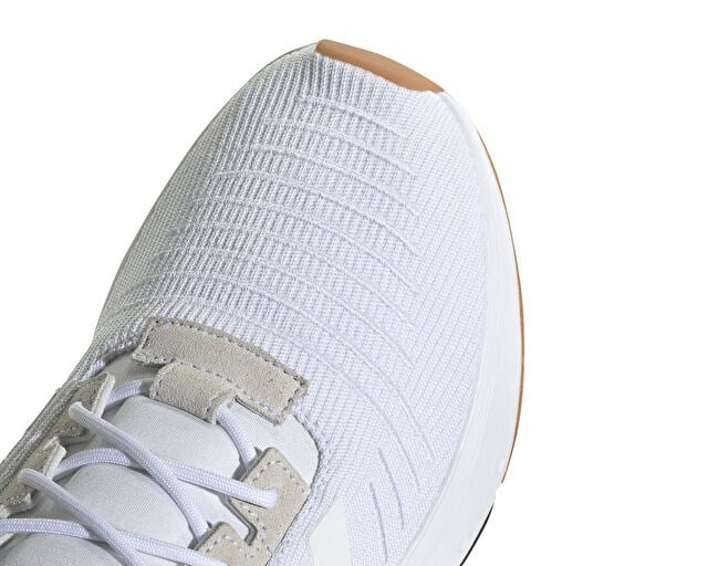 ADIDAS SWIFT RUN 23 Unisex Koşu Ayakkabısı IG4703 Beyaz