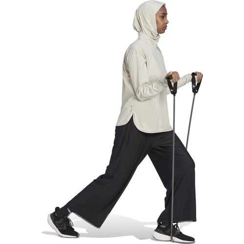 adidas Tech Fit Aeroready Warm 1/4 Zip Kadın Ekru Kapüşonlu Sweatshirt