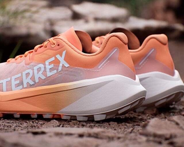 ADIDAS TERREX AGRAVIC 3 W Kadın Arazi Tipi Koşu Ayakkabısı IG6582 Turuncu