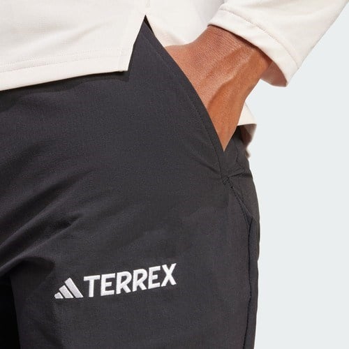 Adidas TERREX IZ3322 Terrex Multi Fermuarlı Pantolon