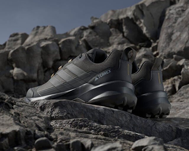 ADIDAS TERREX SKYCHASER AX5 GTX Erkek Outdoor Ayakkabısı JQ2213 Kahverengi
