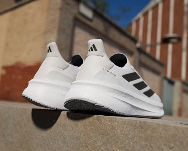 ADIDAS ULTRABOOST 5X Erkek Koşu Ayakkabısı IH3111 Beyaz
