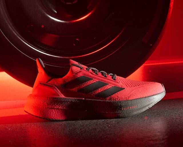 ADIDAS ULTRABOOST 5X M AUDI Erkek Koşu Ayakkabısı KJ3672 Kırmızı