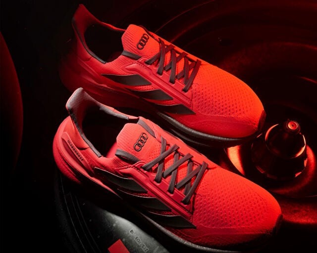 ADIDAS ULTRABOOST 5X M AUDI Erkek Koşu Ayakkabısı KJ3672 Kırmızı