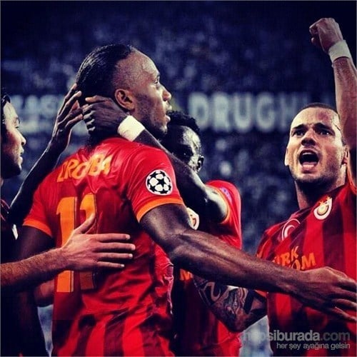 Nike 545705-606 Galatasaray Thırd Stadium 2013-2014 Yetişkin Taraftar Forması»