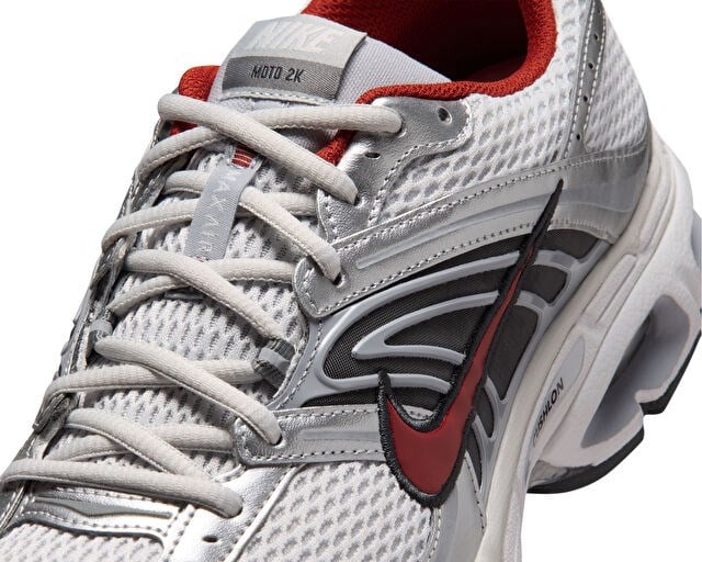 NIKE AIR MAX MOTO 2K Unisex Günlük Ayakkabı IO9279-011 Gri