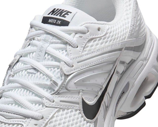 NIKE AIR MAX MOTO 2K Unisex Günlük Ayakkabı IO9279-100 Beyaz