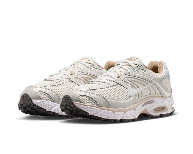 NIKE AIR MAX MOTO 2K Unisex Günlük Ayakkabı IQ7592-104 Krem