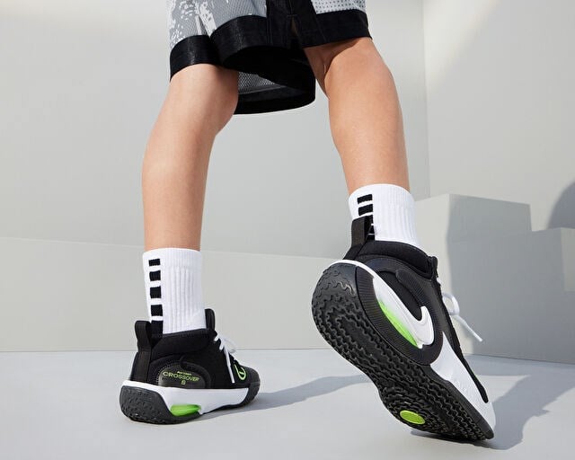 NIKE AIR ZOOM CROSSOVER 2 (GS) Genç Basketbol Ayakkabısı FB2689-001 Çok Renkli