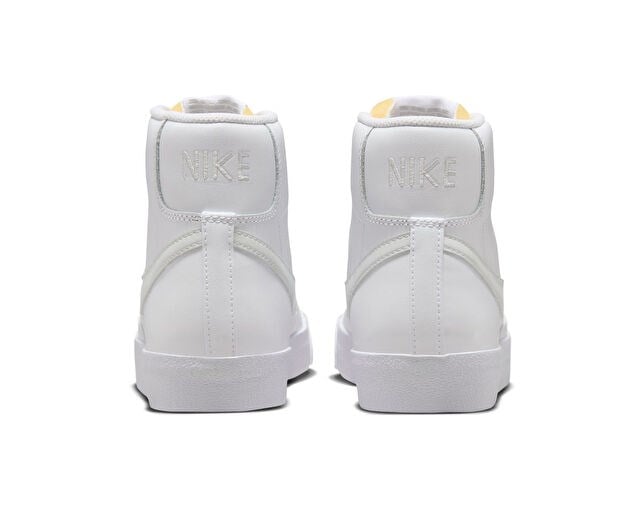 NIKE BLAZER MID '77 VNTG NAS Erkek Günlük Ayakkabı FD6924-100 Beyaz
