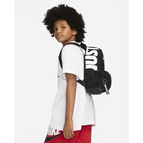 Nike Brasilia JDI Mini Sırt Çantası – Suya Dayanıklı Polyester, 11 L, 33x25x13 cm, Günlük ve Spor Kullanım