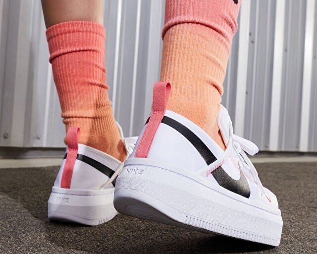 NIKE COURT VISION ALTA Kadın Günlük Ayakkabı CW6536-103 Beyaz