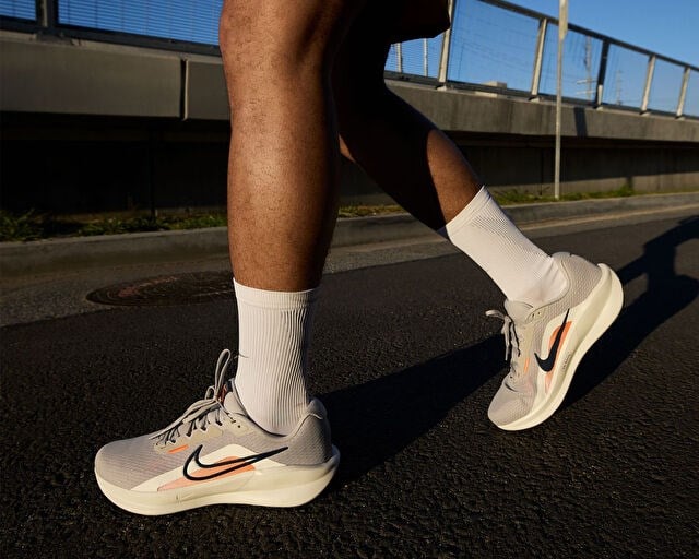 NIKE DOWNSHIFTER 13 Erkek Koşu Ayakkabısı FD6454-009 Gri