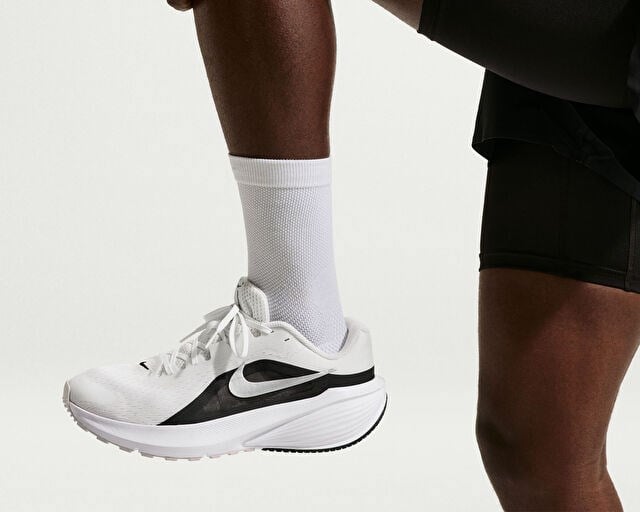 NIKE DOWNSHIFTER 14 Erkek Koşu Ayakkabısı IB1895-107 Beyaz