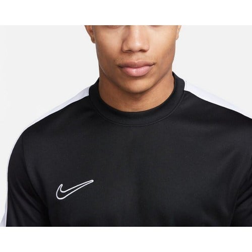 Nike Dri-Fit Academy Erkek T-Shirt Siyah Desenli Nefes Alabilir Kumaş ile Şık Tasarım