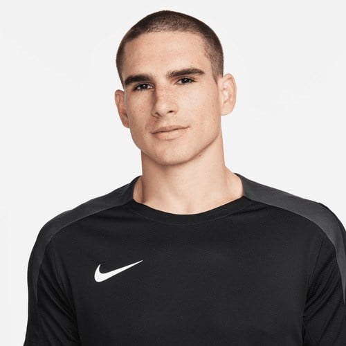 Nike Dri-Fit Erkek Siyah Futbol  FORMASI.010