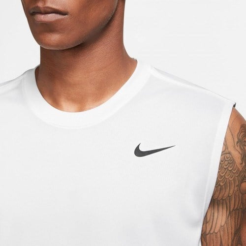 Nike DX0991-100 Dri-Fıt Legend Erkek Atlet