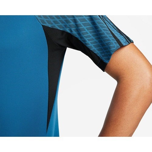 Nike Erkek Futbol Antrenman Tişörtü M Nk Df Strk Ss